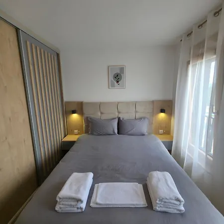 A50 & Free Parking Apartman *