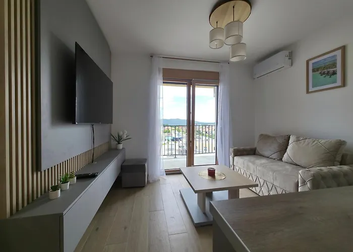 A50 & Free Parking Vrnjci