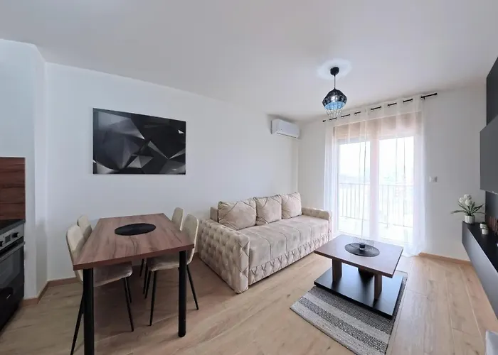 A50 & Free Parking * Vrnjci